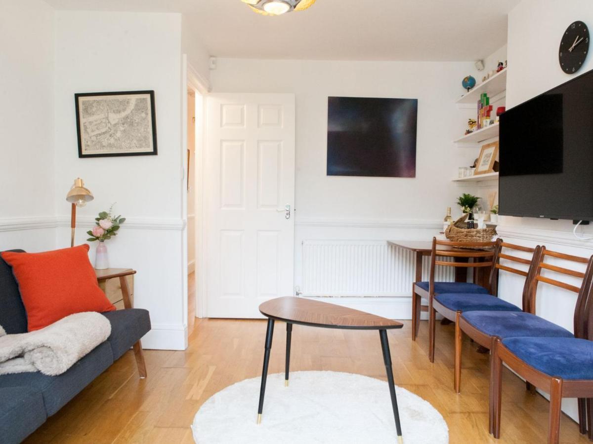 Pass The Keys Garden Apartment In Stockwell Лондон Екстер'єр фото