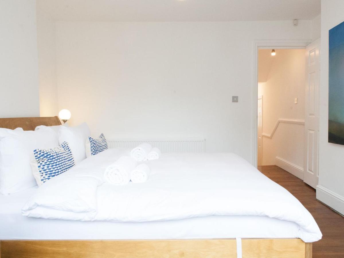 Pass The Keys Garden Apartment In Stockwell Лондон Екстер'єр фото